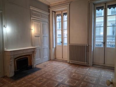 For rent Lyon-2eme-arrondissement 3 rooms 71 m2 Rhone (69002) photo 0