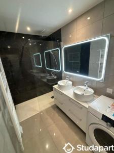 For rent Juan-les-pins 2 rooms 54 m2 Alpes Maritimes (06160) photo 2