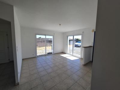 Louer Maison 76 m2 Vaire