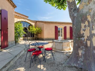 For sale AU CALME PROCHE VILLE 7 rooms 185 m2 Gard (30220) photo 1