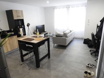 For sale CENTRE VILLE 2 rooms 53 m2 Tarn (81120) photo 1