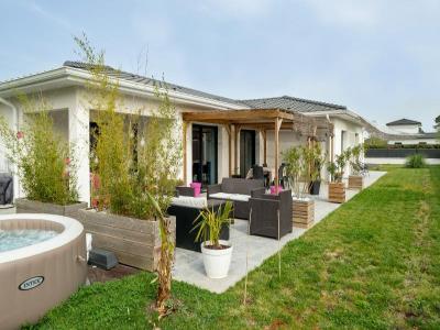 Louer Maison Saint-aubin-de-medoc 1946 euros