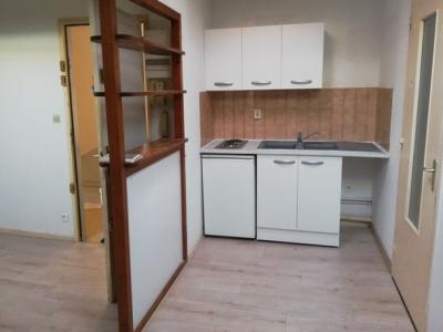 For rent Bordeaux 1 room 30 m2 Gironde (33000) photo 0