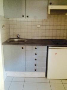 For rent Bordeaux 1 room 22 m2 Gironde (33000) photo 1
