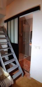 For rent Bordeaux 1 room 23 m2 Gironde (33000) photo 2