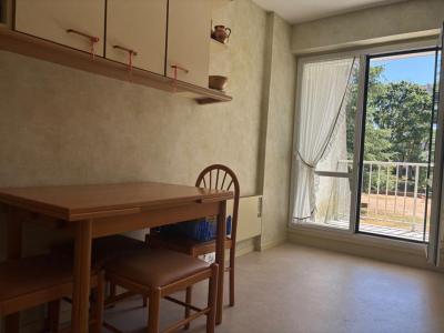 For sale Chaussee-saint-victor 3 rooms 70 m2 Loir et cher (41260) photo 3
