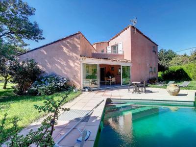 For sale Istres 5 rooms 176 m2 Bouches du Rhone (13800) photo 2