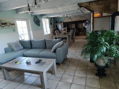 For sale Plonevez-du-faou 5 rooms 99 m2 Finistere (29530) photo 1