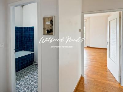 For sale Mans 2 rooms 50 m2 Sarthe (72100) photo 4