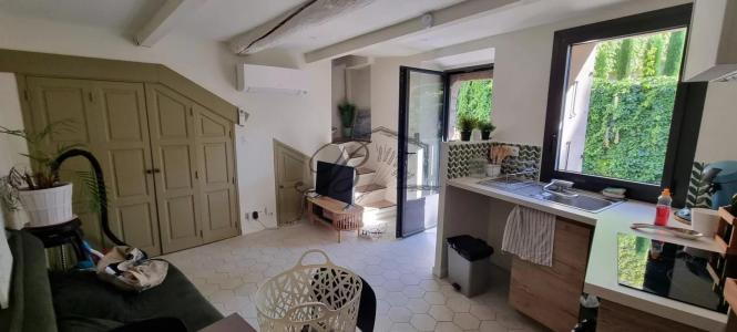 For rent Cucuron 2 rooms 26 m2 Vaucluse (84160) photo 1