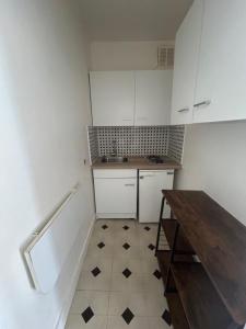 For rent Paris-17eme-arrondissement 1 room 24 m2 Paris (75017) photo 2