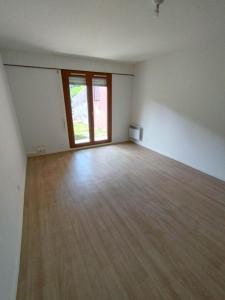 For rent Bogny-sur-meuse 2 rooms 49 m2 Ardennes (08120) photo 2