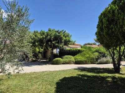 For sale Graveson 5 rooms 108 m2 Bouches du Rhone (13690) photo 2