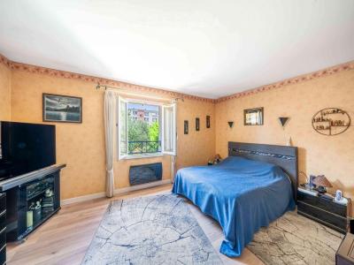 For sale Villejuif 5 rooms 230 m2 Val de Marne (94800) photo 4