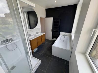 For rent Tourcoing 4 rooms 107 m2 Nord (59200) photo 1