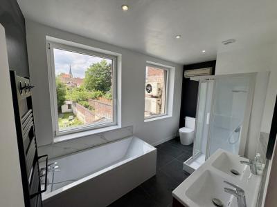 For rent Tourcoing 4 rooms 107 m2 Nord (59200) photo 2