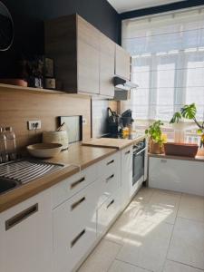 For rent Madeleine 3 rooms 75 m2 Nord (59110) photo 3