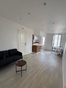 For rent Saint-denis 2 rooms 45 m2 Seine saint denis (93200) photo 0