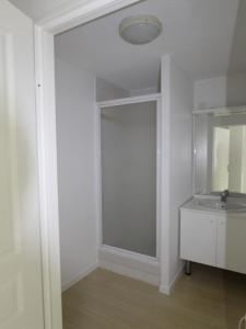 For rent Nantes 2 rooms 39 m2 Loire atlantique (44300) photo 3