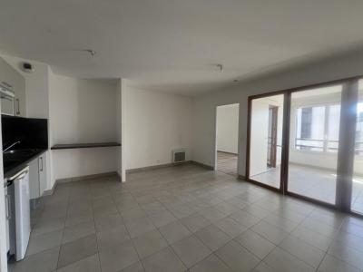 For rent Reze 2 rooms 45 m2 Loire atlantique (44400) photo 3