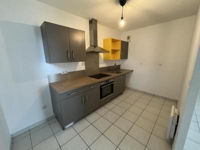 For rent Nantes 2 rooms 50 m2 Loire atlantique (44100) photo 2