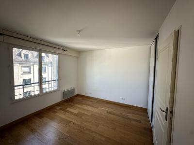 For rent Nantes 2 rooms 49 m2 Loire atlantique (44000) photo 2