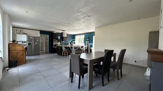 For sale Wardrecques 9 rooms 204 m2 Pas de calais (62120) photo 1