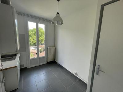 For rent Toulouse 2 rooms 44 m2 Haute garonne (31200) photo 3