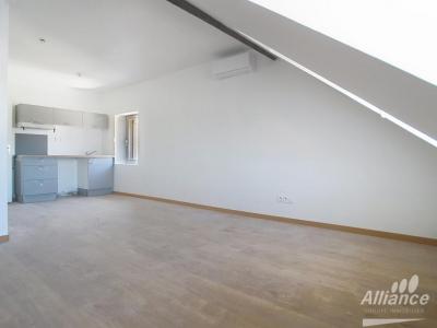 For rent Bart 1 room 27 m2 Doubs (25420) photo 4