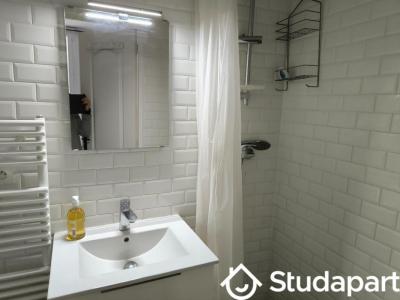 For rent Villejuif 1 room 15 m2 Val de Marne (94800) photo 3