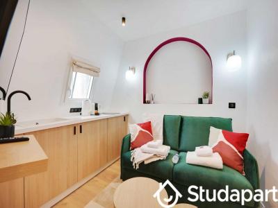 For rent Paris-17eme-arrondissement 1 room 11 m2 Paris (75017) photo 2