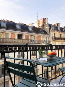 Louer Appartement Paris-8eme-arrondissement 1500 euros