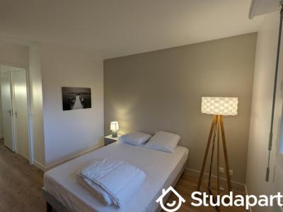 For rent Guyancourt 1 room 11 m2 Yvelines (78280) photo 4