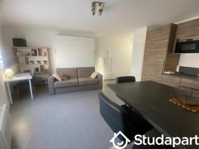 For rent Marseille-8eme-arrondissement 1 room 32 m2 Bouches du Rhone (13008) photo 1