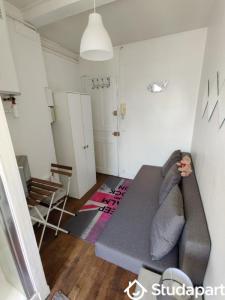 Louer Appartement 10 m2 Paris-16eme-arrondissement