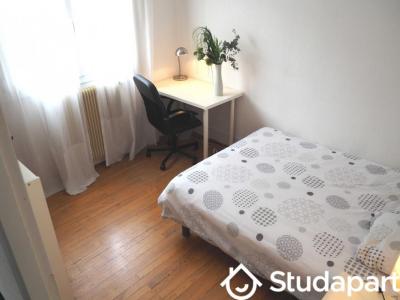 For rent Grenoble 1 room 10 m2 Isere (38100) photo 3