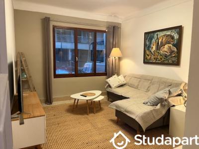 For rent Marseille-7eme-arrondissement 3 rooms 60 m2 Bouches du Rhone (13007) photo 2