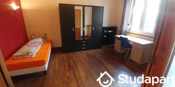For rent Stains 1 room 14 m2 Seine saint denis (93240) photo 0