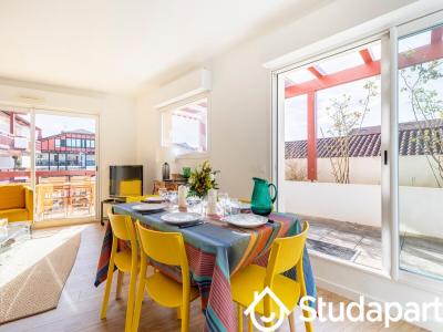 For rent Saint-jean-de-luz 1 room 9 m2 Pyrenees atlantiques (64500) photo 1