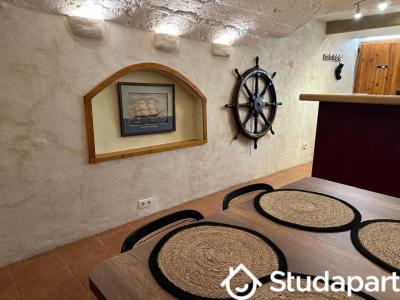 Louer Appartement Antibes 800 euros
