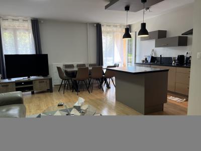 For sale SAINT JULIEN 4 rooms 83 m2 Bouches du Rhone (13012) photo 0