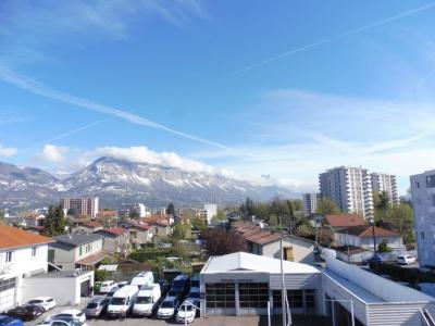 For sale 3 rooms 51 m2 Isere (38400) photo 1