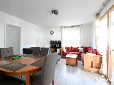 Louer Appartement 101 m2 Colombes