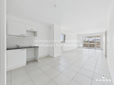For rent Bordeaux 3 rooms 63 m2 Gironde (33100) photo 0