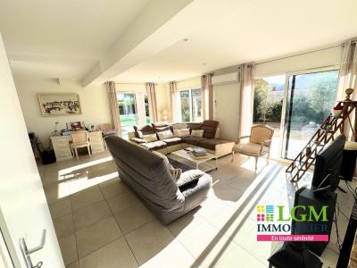 For sale Plan-de-la-tour 4 rooms 110 m2 Var (83120) photo 4