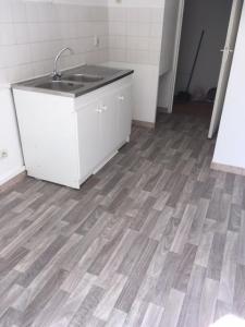 For rent Courdimanche 2 rooms 50 m2 Val d'Oise (95800) photo 3