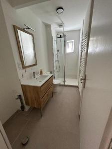 For rent Bordeaux 2 rooms 38 m2 Gironde (33000) photo 2