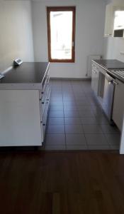 For rent Bordeaux 4 rooms 89 m2 Gironde (33000) photo 2