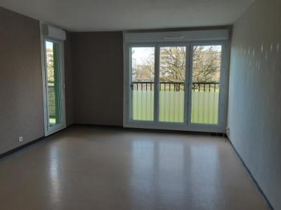 For rent Chalon-sur-saone 3 rooms 66 m2 Saone et loire (71100) photo 2