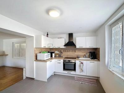 For rent Limoges 5 rooms 10 m2 Haute vienne (87000) photo 0